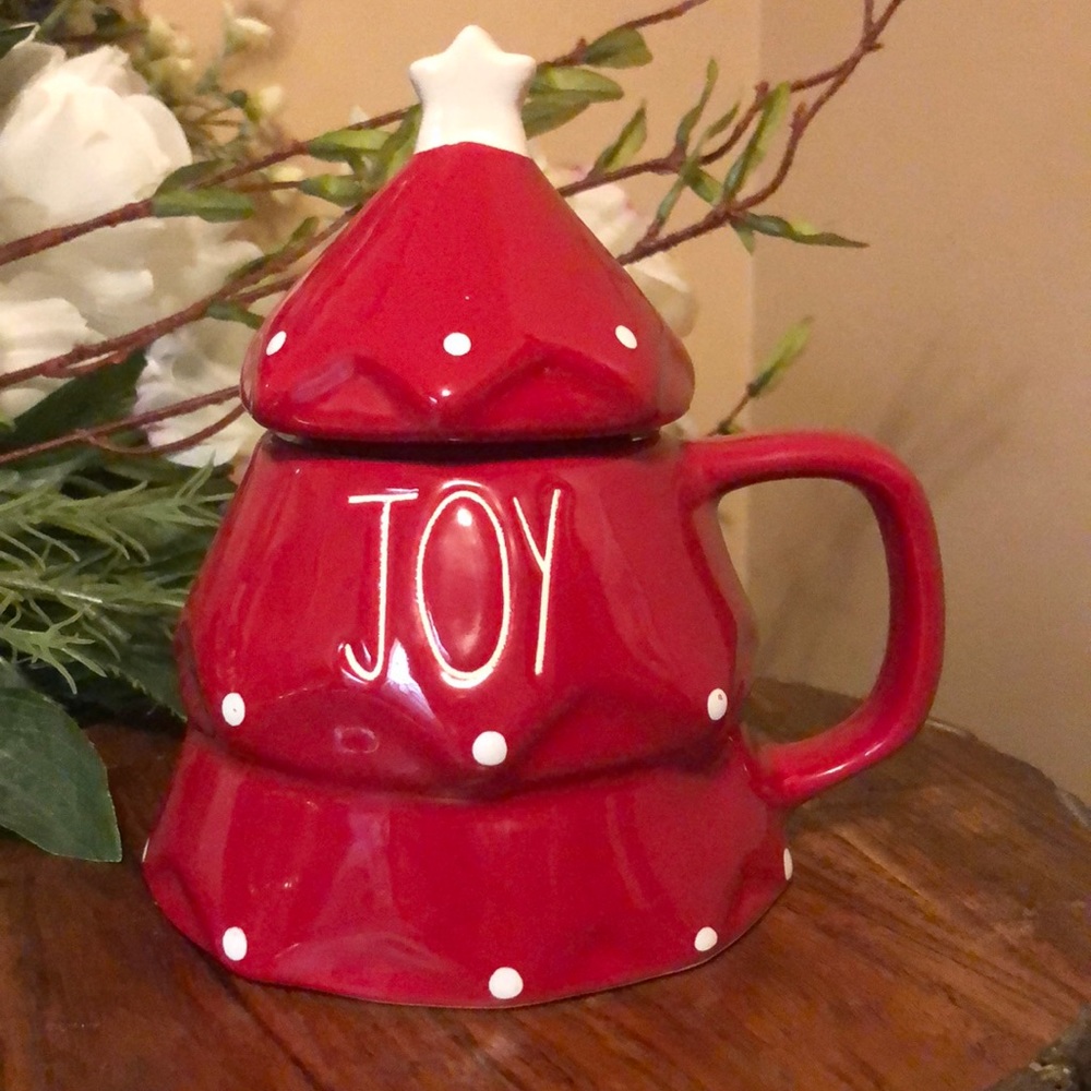 RAE DUNN RED CHRISTMAS TREE SHAPE COFFEE/TEA CUP WITH A LID JOY